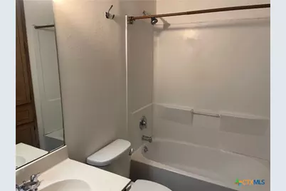 513 Camelot Drive, Victoria, TX 77901 - Photo 5