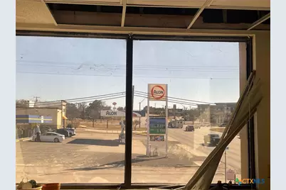 1305 S Key Avenue, Lampasas, TX 76550 - Photo 5