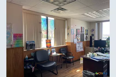 1305 S Key Avenue, Lampasas, TX 76550 - Photo 19