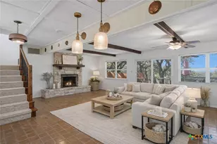 817 Scenic Dr, Canyon Lake, TX 78133 - Photo 7