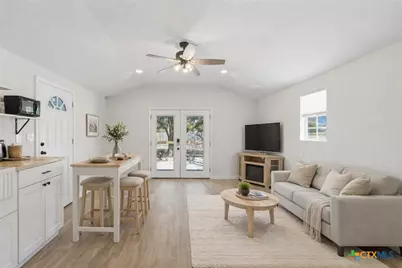 817 Scenic Drive, Canyon Lake, TX 78133 - Photo 37