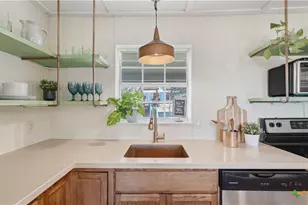 817 Scenic Dr, Canyon Lake, TX 78133 - Photo 9