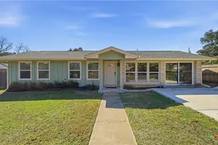 1409 Highland Dr, San Marcos, TX 78666 - Photo 3