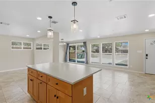 1409 Highland Dr, San Marcos, TX 78666 - Photo 13