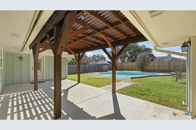 1409 Highland Drive, San Marcos, TX 78666 - Photo 7