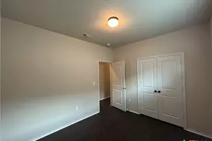 716 Creekside Cir, New Braunfels, TX 78130 - Photo 13