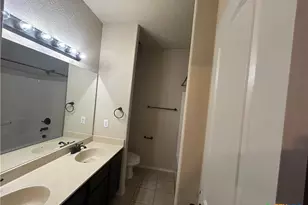 716 Creekside Cir, New Braunfels, TX 78130 - Photo 21