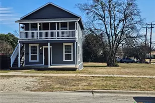 917 S 4th St, Temple, TX 76504 - Photo 1