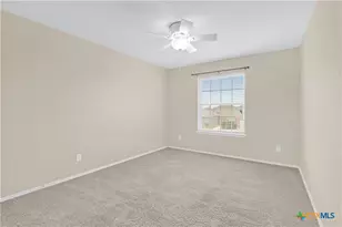 1048 DUMFRIES Dr, Seguin, TX 78155 - Photo 23