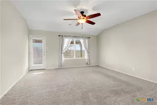 1048 DUMFRIES Dr, Seguin, TX 78155 - Photo 13