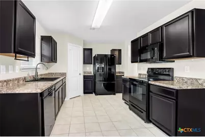 1048 Dumfries Drive, Seguin, TX 78155 - Photo 7