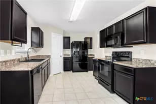 1048 DUMFRIES Dr, Seguin, TX 78155 - Photo 7