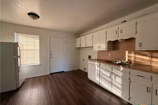 4800 Cedarhill Cir, Killeen, TX 76543 - Photo 3