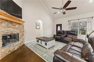 10514 Mesa Dr, Waco, TX 76708 - Photo 13