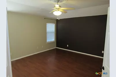 5812 Montrose Drive, Killeen, TX 76542 - Photo 17