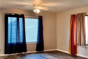 808 Fern Ln, Victoria, TX 77904 - Photo 11