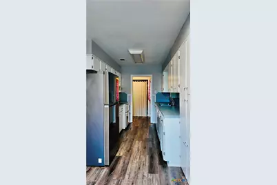 808 Fern Ln, Victoria, TX 77904 - Photo 3