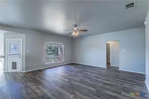 2108 Independence Ct, Belton, TX 76513 - Photo 3