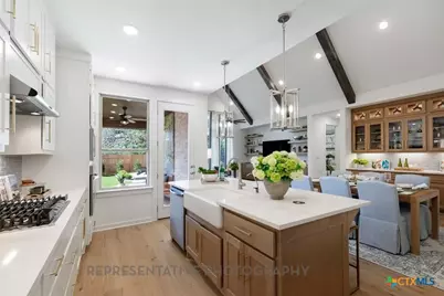 212 Missouri Primrose Lane, San Marcos, TX 78666 - Photo 9