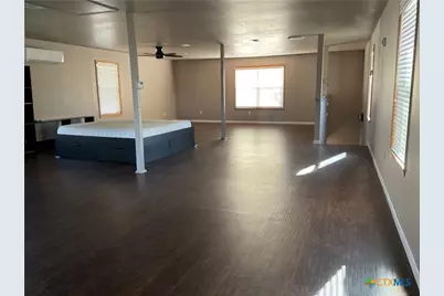 509 North Street, Yoakum, TX 77995 - Photo 13