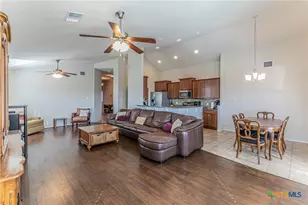 1203 Emerald Gate Dr, Temple, TX 76502 - Photo 5