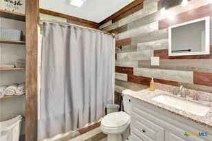 1710 Co Rd 399, Louise, TX 77455 - Photo 39