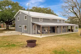 1710 Co Rd 399, Louise, TX 77455 - Photo 5