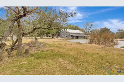1710 County Road 399, Louise, TX 77455 - Photo 7