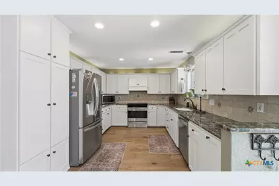 425 River Springs Drive, Seguin, TX 78155 - Photo 19