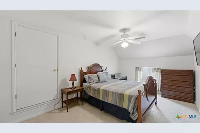 425 River Springs Drive, Seguin, TX 78155 - Photo 31