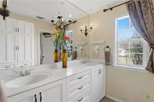 425 River Springs Dr, Seguin, TX 78155 - Photo 23