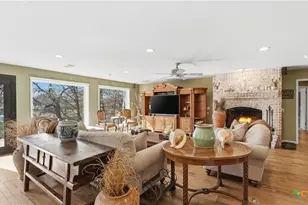 425 River Springs Dr, Seguin, TX 78155 - Photo 11