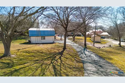 425 River Springs Drive, Seguin, TX 78155 - Photo 7