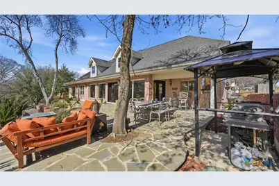 425 River Springs Drive, Seguin, TX 78155 - Photo 5