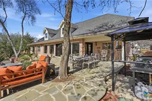 425 River Springs Dr, Seguin, TX 78155 - Photo 5