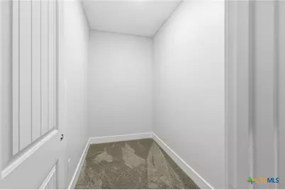 203 Turnberry Drive, La Vernia, TX 78121 - Photo 19