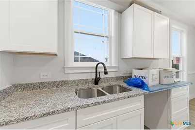 203 Turnberry Drive, La Vernia, TX 78121 - Photo 29