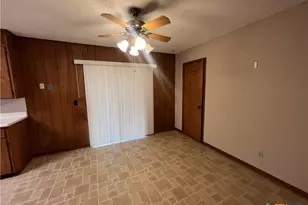 801 Timber Dr, New Braunfels, TX 78130 - Photo 5