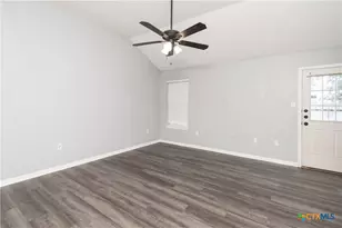 3002 Honeysuckle Cir, Killeen, TX 76542 - Photo 19