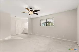 610 Creek Dr, New Braunfels, TX 78130 - Photo 15