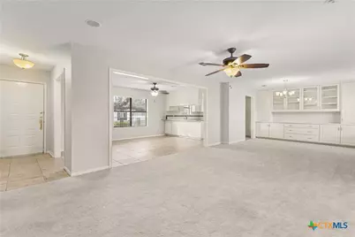 610 Creek Drive, New Braunfels, TX 78130 - Photo 11