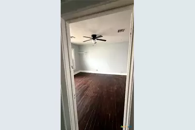 2114 Lyle Avenue, Waco, TX 76708 - Photo 3