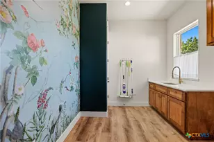 481 Via Lago, Belton, TX 76513 - Photo 17