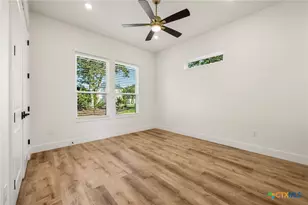 481 Via Lago, Belton, TX 76513 - Photo 11