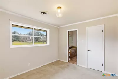 703 Tranquillo Dr, Victoria, TX 77905 - Photo 17