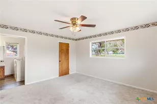 703 Tranquillo Dr, Victoria, TX 77905 - Photo 19