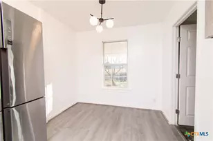 906 Erath Dr, Temple, TX 76501 - Photo 5