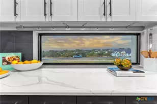 1347 Bordeaux Ln, New Braunfels, TX 78132 - Photo 7