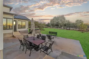 1347 Bordeaux Ln, New Braunfels, TX 78132 - Photo 35