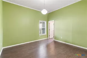 222 E Cedar St, Seguin, TX 78155 - Photo 33